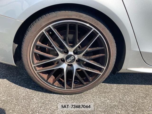 Audi A4 2013-02 7499588-5