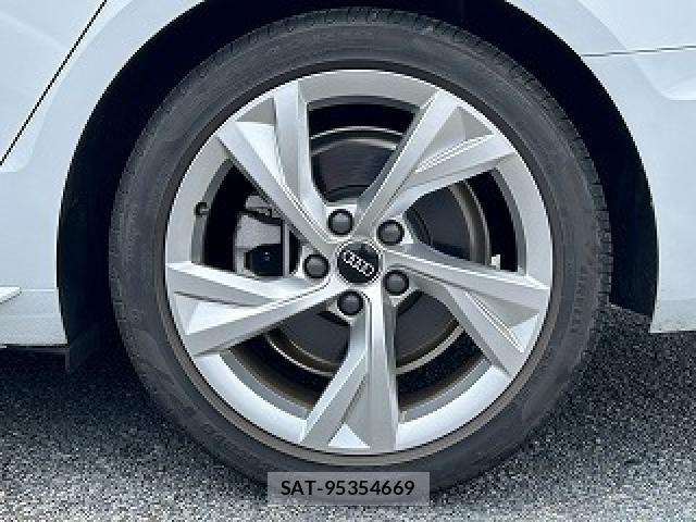 Audi A4 2022-11 7508127-21