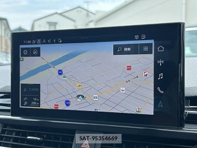 Audi A4 2022-11 7508127-26