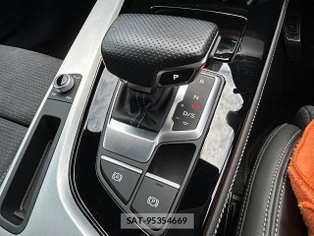 Audi A4 2022-11 7508127-29