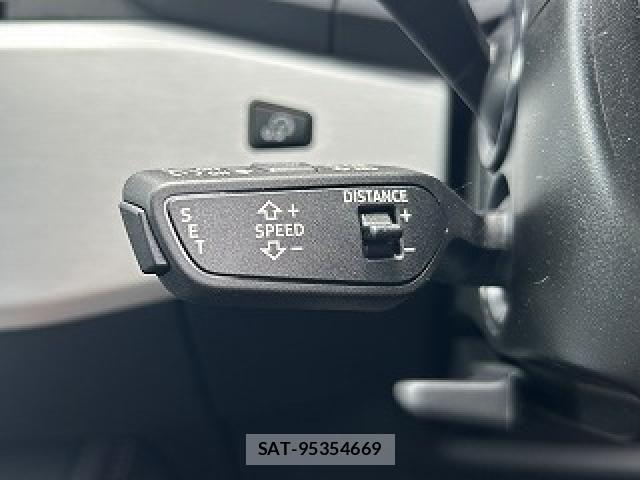 Audi A4 2022-11 7508127-8