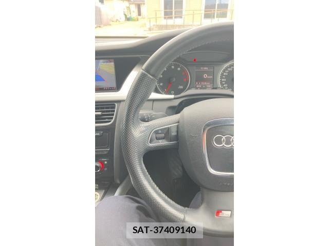 Audi A4 2012-03 7615050-11