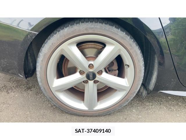 Audi A4 2012-03 7615050-15