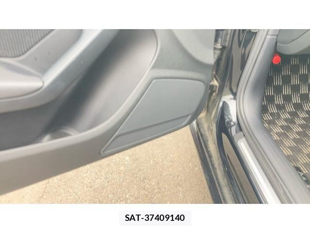 Audi A4 2012-03 7615050-23