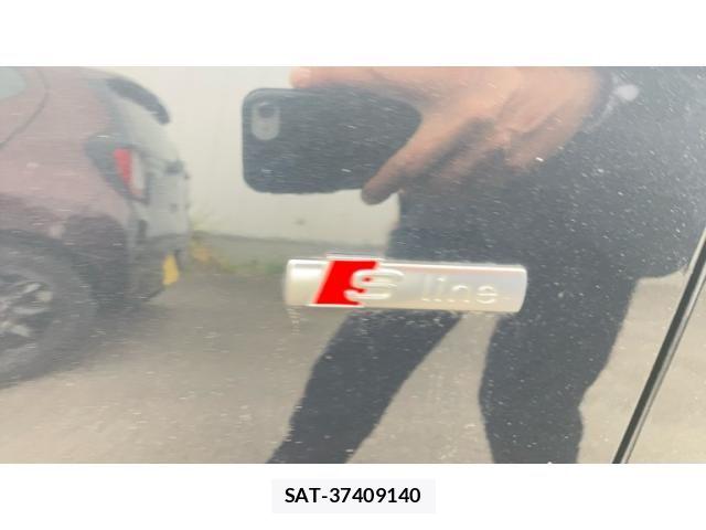 Audi A4 2012-03 7615050-25