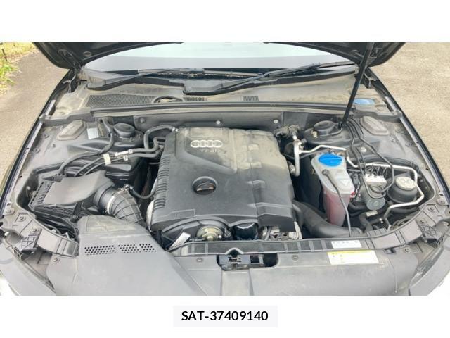 Audi A4 2012-03 7615050-26