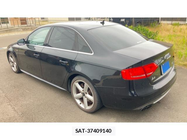 Audi A4 2012-03 7615050-6