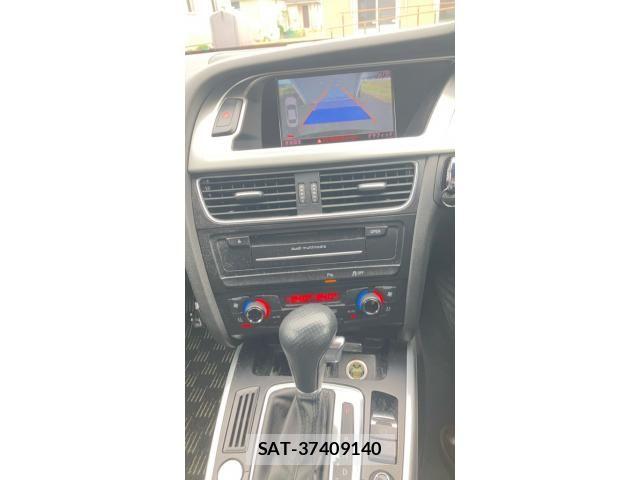 Audi A4 2012-03 7615050-7