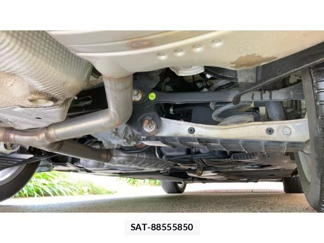 Audi A4 2016-04 7615049-9
