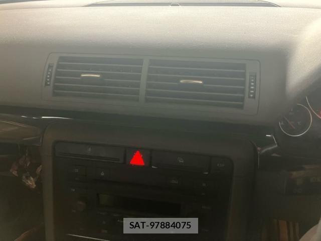 Audi A4 2001-06 7720898-11