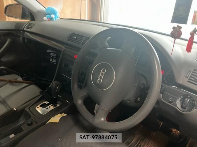 Audi A4 2001-06 7720898-4