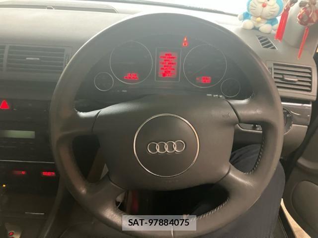 Audi A4 2001-06 7720898-8