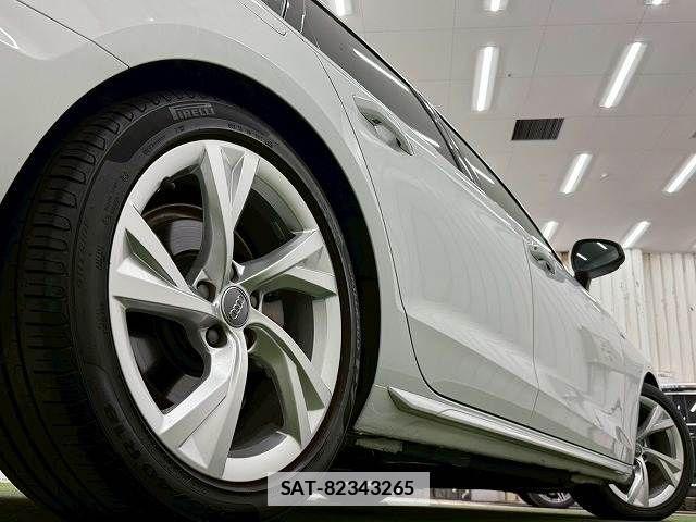 Audi A4 2021-01 7782684-18