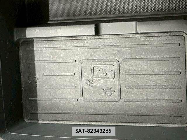 Audi A4 2021-01 7782684-7
