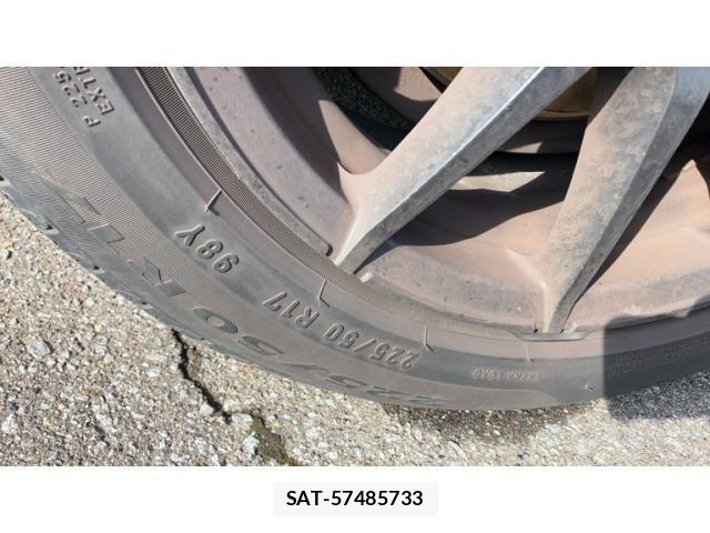 Audi A4 2011-02 7902255-19