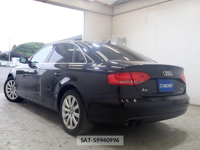 Audi A4 2011-08 7960550-2