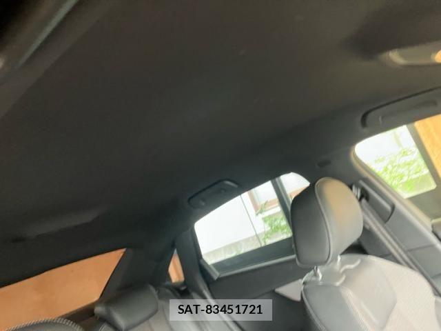 Audi A4 2016-10 7960553-12