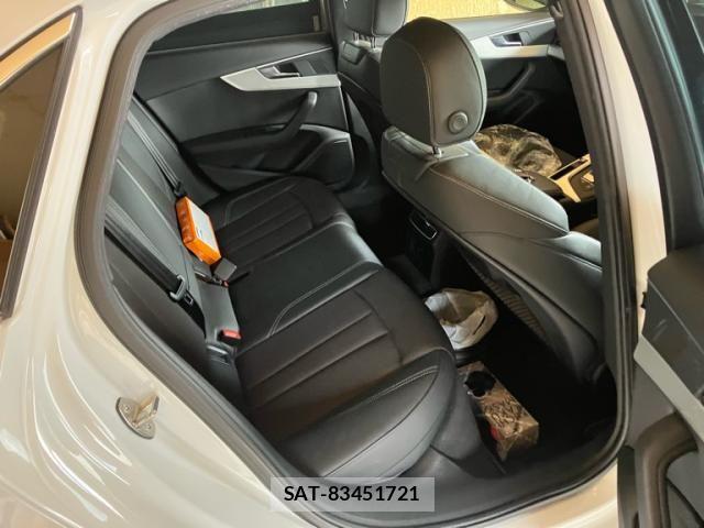 Audi A4 2016-10 7960553-13