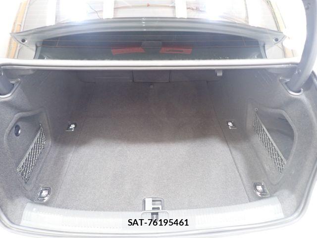 Audi A4 2019-12 7978543-26