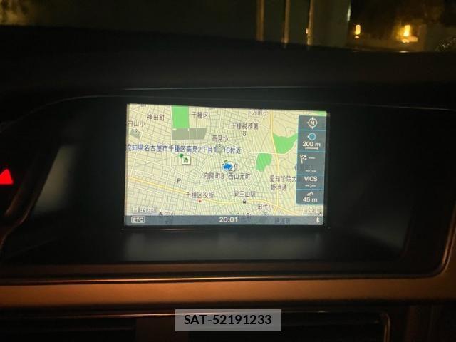 Audi A4 2013-02 7978544-15