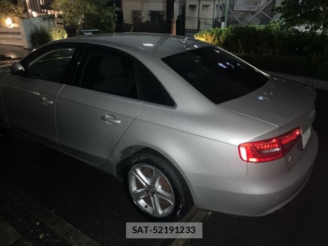 Audi A4 2013-02 7978544-2
