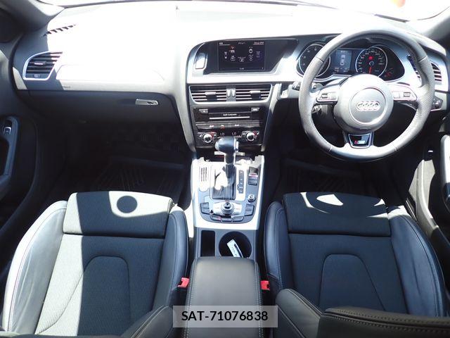 Audi A4 2016-03 8128980-17