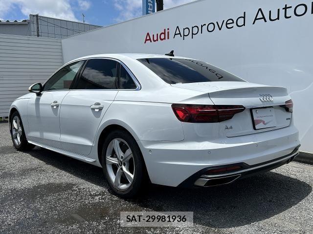 Audi A4 2022-03 8128975-20
