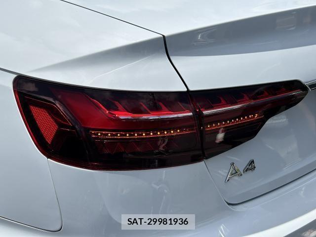 Audi A4 2022-03 8128975-21