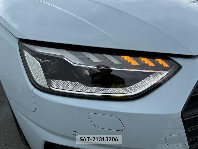 Audi A4 2022-06 8128974-11