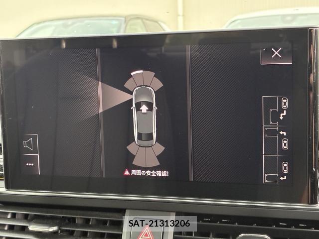 Audi A4 2022-06 8128974-4