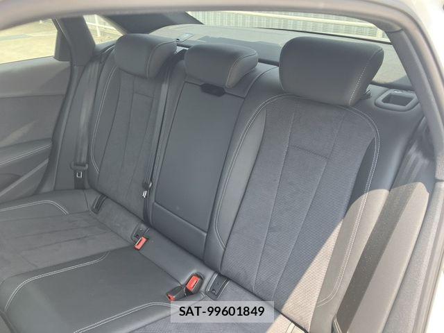 Audi A4 2024-10 8157972-11