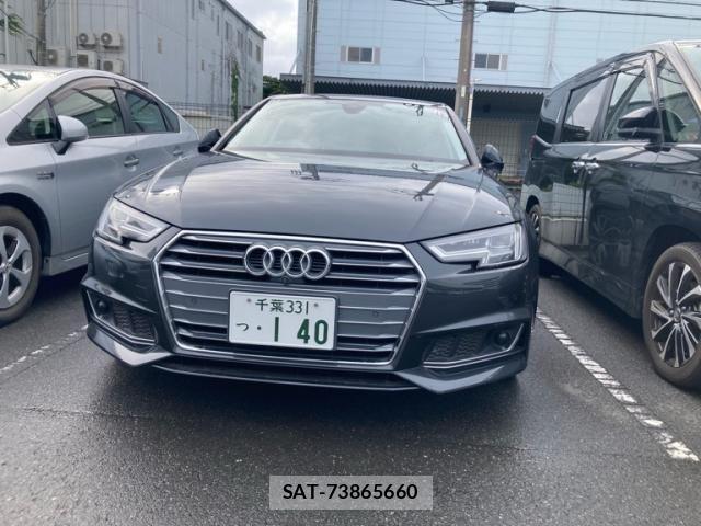 Audi A4 2018-08 8206365-1