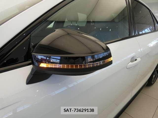 Audi A4 2024-02 8206363-18