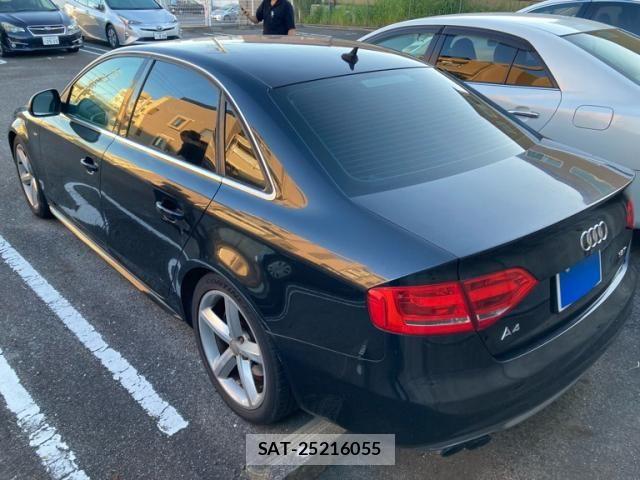 Audi A4 2009-09 8206368-3