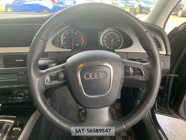 Audi A4 2012-01 8206369-16
