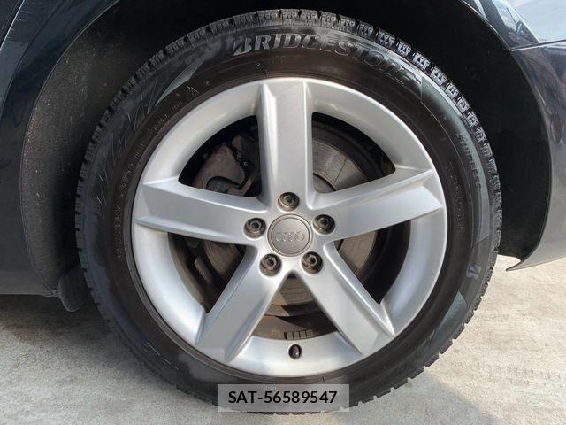 Audi A4 2012-01 8206369-26