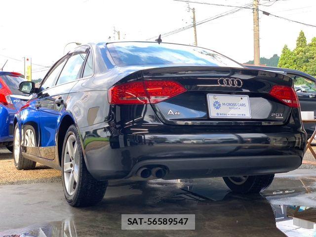 Audi A4 2012-01 8206369-3