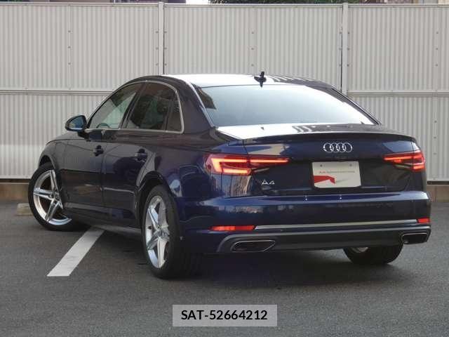 Audi A4 2019-09 8206366-5