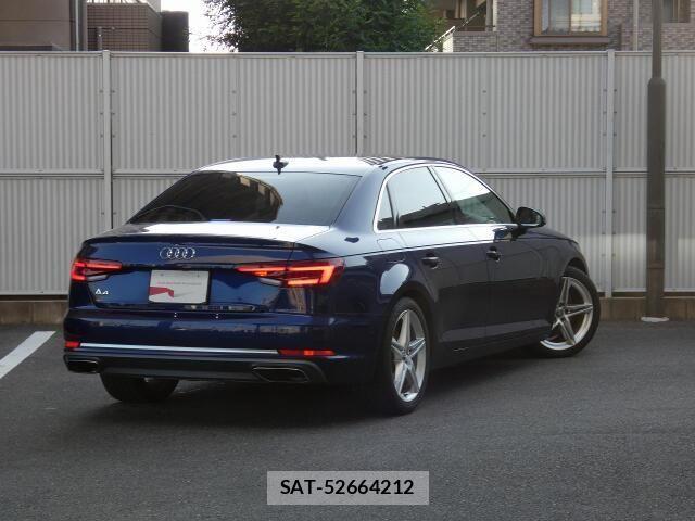 Audi A4 2019-09 8206366-6