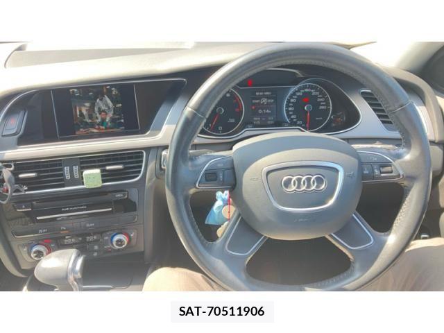 Audi A4 2013-09 8228933-4