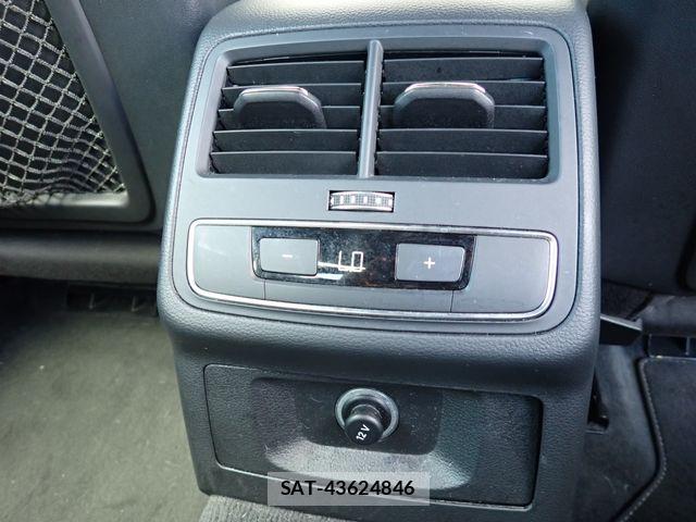Audi A4 2017-12 8244638-24