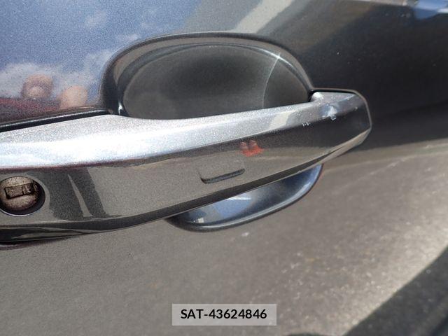 Audi A4 2017-12 8244638-7