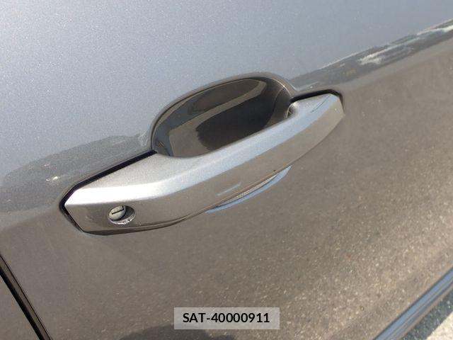 Audi A4 2021-07 8244637-12