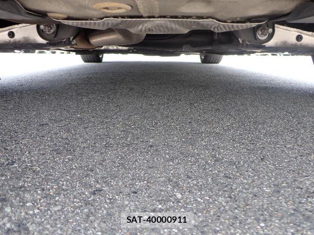 Audi A4 2021-07 8244637-13