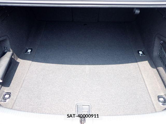 Audi A4 2021-07 8244637-23