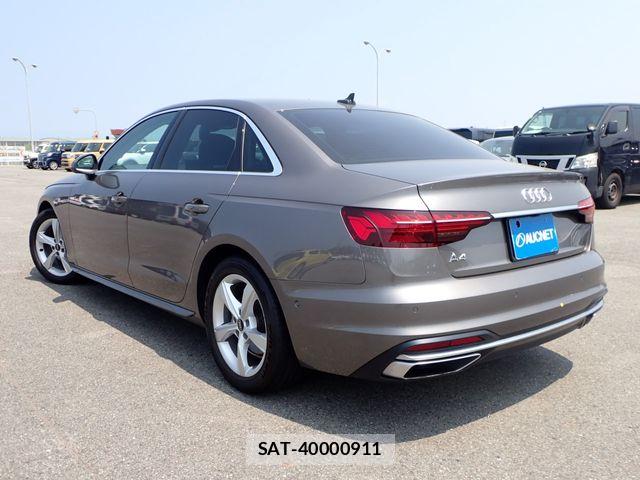 Audi A4 2021-07 8244637-2