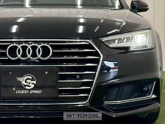 Audi A4 2019-06 8244640-17