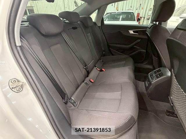 Audi A4 2020-06 8334897-9