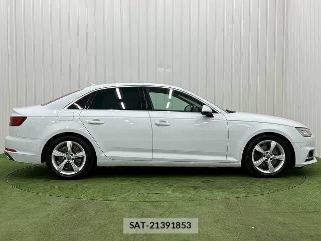 Audi A4 2020-06 8334897-14