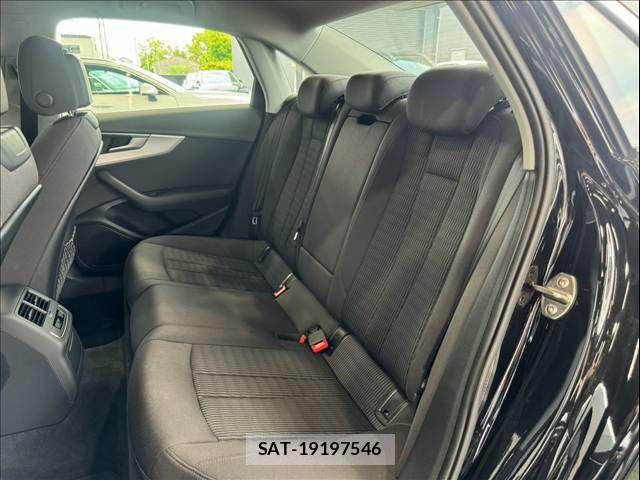 Audi A4 2019-08 8334894-9